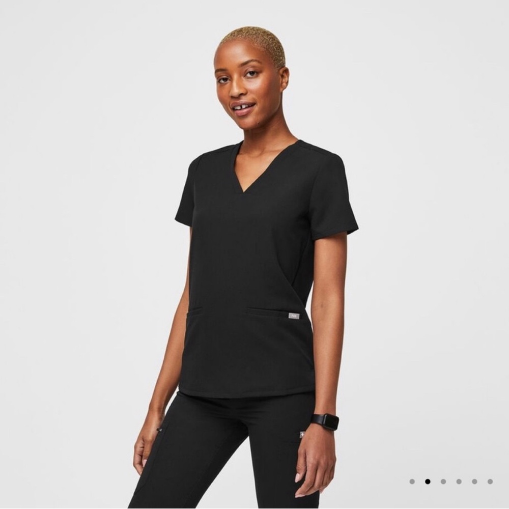 Figs Black Short Sleeve V-Neck Top